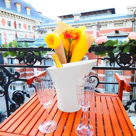 Nouveaute Juillet 2026 Le Balcon De L Opera *