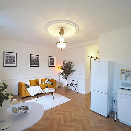 Nouveaute Juillet 2026 Le Balcon De L Opera Vichy